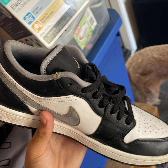 Nike Jordan 1 Low Sneakers - Picture 3 of 4